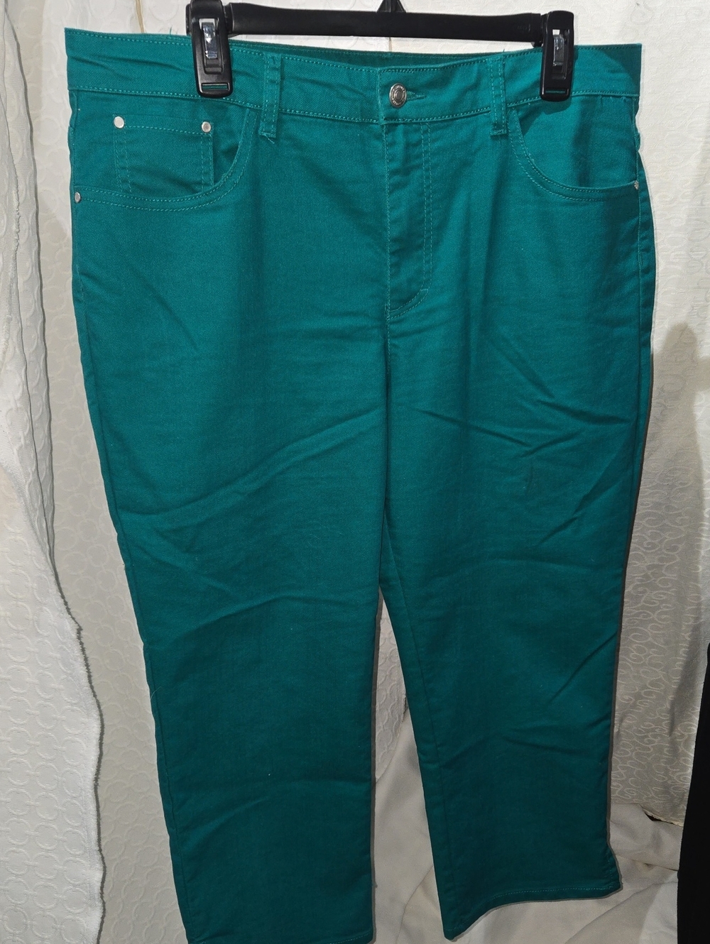 Women's Cropped Jeans These Are Green, Photo Is Showing Up Teal In Color